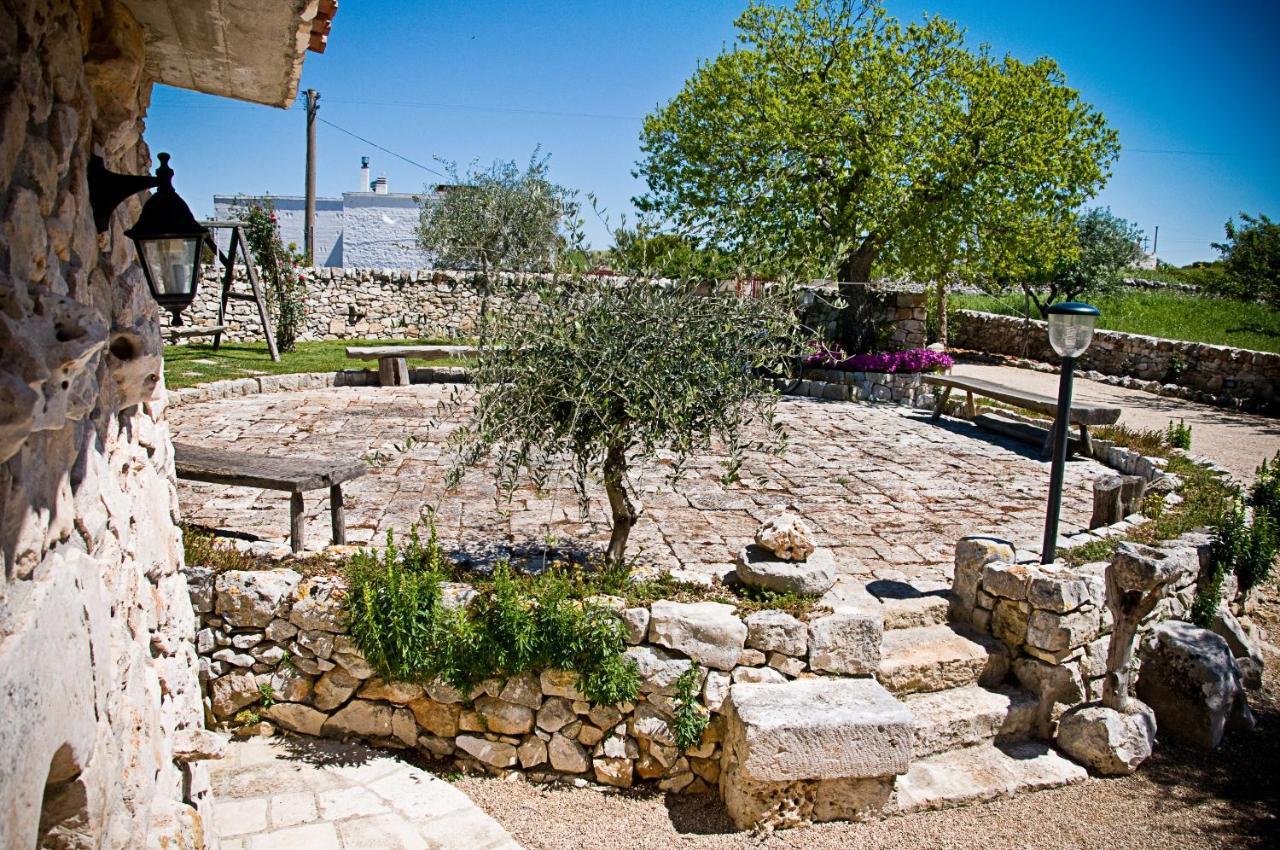 Gasthaus Trulli Il Castagno Martina Franca Exterior foto