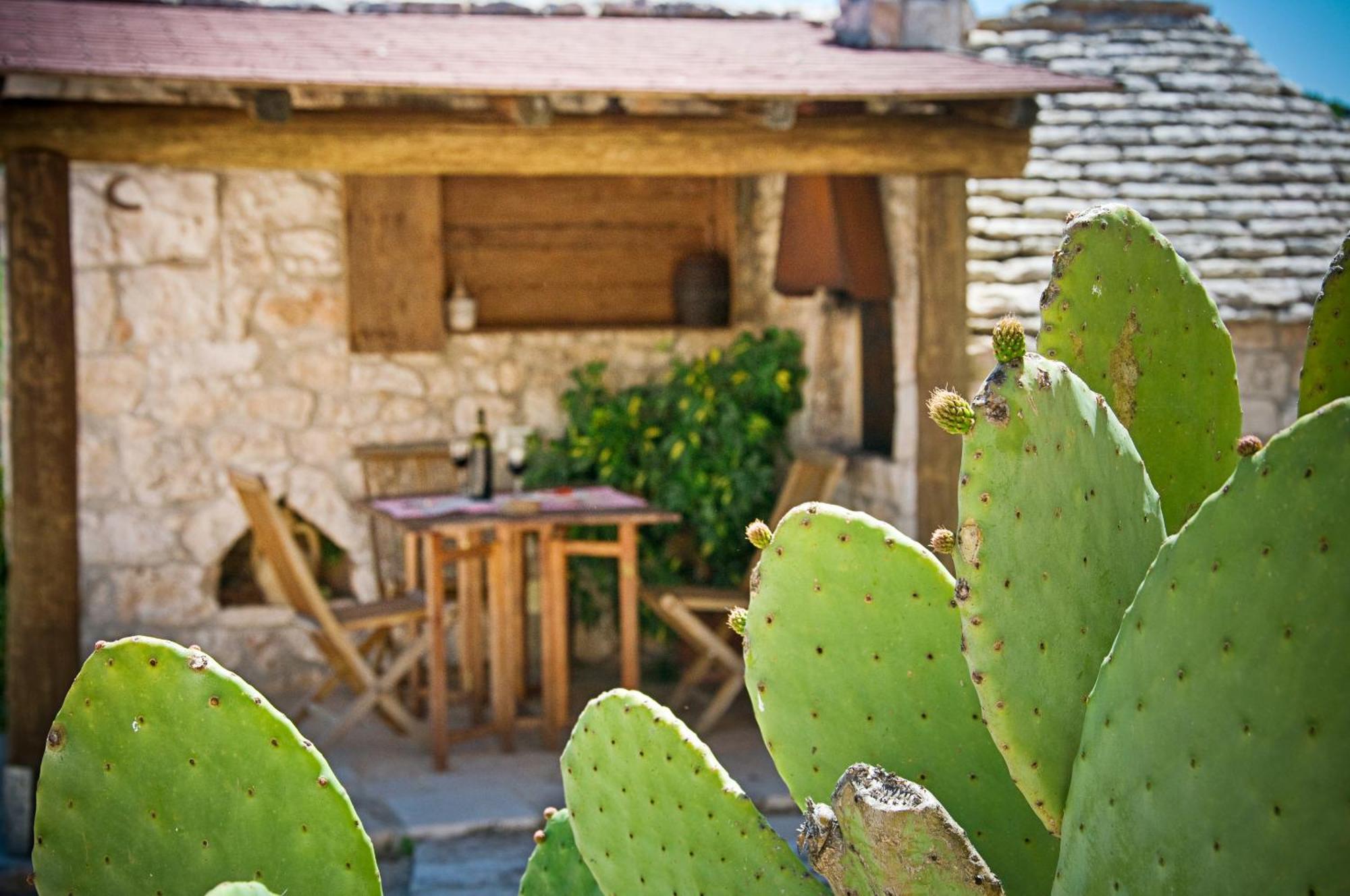 Gasthaus Trulli Il Castagno Martina Franca Exterior foto